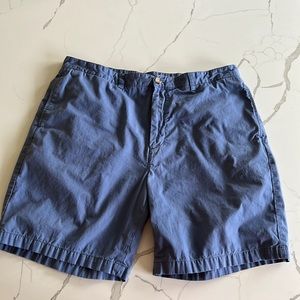 Vineyard Vines shorts